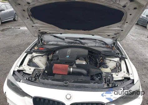 2013 BMW 328I xDrive из США, поврежденный, VIN WBA3B5C51DF593945